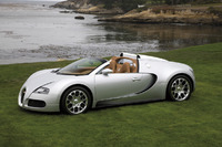 VOK DAMS präsentiert Bugatti in Middle East