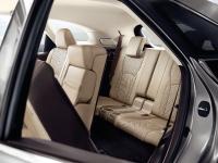 Lexus RX jetzt auch mit drei Sitzreihen erhältlich