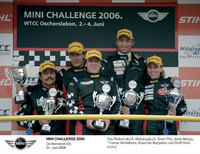 MINI CHALLENGE Markenbotschafter Alex Burgstaller feiert in Oschersleben den ersten Saisonsieg.