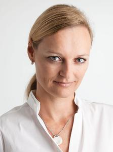 Christine Peters startet als Senior Managerin im Business Management von ...