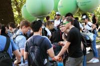 mobilcom-debitel - Volle Akkus für Pokémon-Jäger von