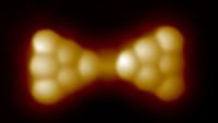 Verbundene Nanodreiecke zeigen Weg zu magnetischen Kohlenstoff-Materialien