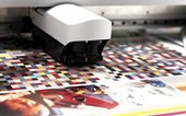 Neuer Messkopf für das Farbmesssystem Prinect Axis Control