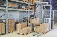 STILL Ergopick mit Kranausleger für leichtes Lasthandling