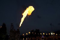 lunatX setzt Big Brother Finale mit Flammenspektakel in Szene