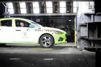 Neuer Ford Focus: 5 Sterne-Top-Ergebnis bei Euro NCAP dank neuer Schlittentestanlage im Ford Crash-Labor
