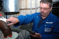 TÜV Thüringen kontrolliert Ammoniak-Anlage der Oberhofer Bobbahn