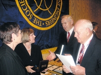 „Elmer A. Sperry Award“ posthum für SCHOTTEL-Firmengründer Josef Becker