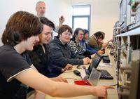 Künftige Informatik-Experten besuchen die Fachhochschule