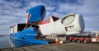Siemens Wind Power stellt in Esbjerg erstes Transportschiff für Windturbinen vor