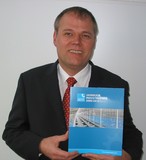 Dr. Walser Dental im Jahrbuch Industriepreis verewigt