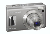 FinePix F31fd von Fujifilm: Erkennt Gesichter und optimiert das Bild