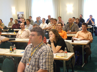 Erfolgsrezept Roadshow geht weiter auf: Bereits die ersten COS Roadshow-Termine begeisterten die Zuhörer