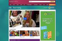 Frischekur für Yahoo life & harmony: Ab diesem Jahr moderiert Sonya Kraus die Webshow auf Yahoo