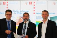 Die "Hessische Energiespar-Aktion" informiert: HESA präsentierte neue Ausstellung "Dachdämmung" anlässlich des 66. Landesverbandstages des Dachdeckerhandwerks Hessen