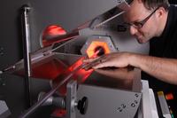 Pixargus: Hybrides Inspektionssystem prüft Material und Kontur gleichzeitig