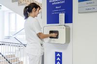 Berührungslose Händedesinfektion im Herz-Jesu-Krankenhaus Münster-Hiltrup