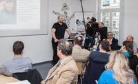 Internet und "smarte" Geräte verlangen Medienkompetenz Experte bei TLM: "Datensparsam und gute Passwörter!"