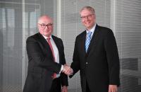 Faurecia und ZF unterzeichnen strategische Partnerschaft