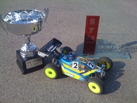 Hupo Hönigl und der LRP S8 BX: Österreichischer 1/8 Buggy Meister!