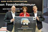 Carbon Fassadendämmung für glückliche Gewinnerin