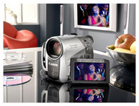 Canon DC50: Super-Range-Bildstabilisator und 5,39 Millionen Pixel
