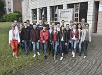 In 80 Stunden einmal rund um die Chemiewelt