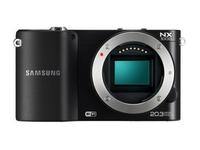 Leichteste, ultrakleine Systemkamera mit APS-C-Sensor: Die neue Samsung NX1000