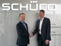 KUKA Roboter für Schüco Fenster und Fassaden
