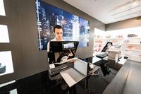 Alyasra Fashion, ein führendes Einzelhandelsunternehmen für Mode im Nahen Osten, implementiert EPOS-Terminals von AURES