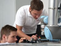 Kostenfreie Webinar-Reihe: "Automatisieren mit Robotern"