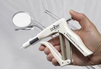 Leicht und stabil: Dental-Austragegerät mit VESTAKEEP® PEEK