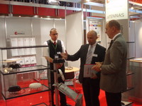 ANTONICS-ICP präsentierte neue Bahnantenne der Serie OmniPlanar-TOP 230 auf internationaler Bahnmesse InnoTrans 2008