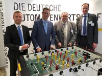 Dachverband Die Deutsche Automatenwirtschaft e.V. (DAW) und Hessischer Münzautomatenverband e.V. (HMV) treffen Thorsten Schäfer-Gümbel beim Landesparteitag der SPD-Hessen