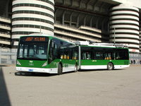 Besseres Klima durch Zero-Emission: 15 weitere umweltfreundliche Hybrid-Trolleybusse für Mailand