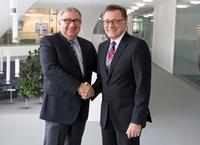 Stabwechsel am Institut für Arbeitswissenschaften und Technologiemanagement (IAT)