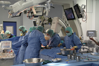 Hybrid-OP - Zukunftsweisender Operationssaal für den Einsatz neuer Therapien und verbesserte Patientenversorgung