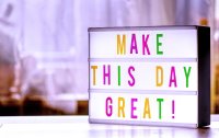 Day-Domain: I wish you a good .day!