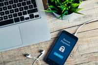 Mehr Sicherheit in der digitalen Geldbörse: Innovative Lastschriftverfahren punkten gegen Cyber-Kriminalität