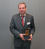 Krypto-Experte Bernd Kowalski gewinnt Fraunhofer-SmartCard-Preis