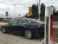 Elektromobilität - Ladestationen -TESLA Ladestation