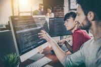 Headhunter Gesundheitswesen mit attraktiven Stellenangeboten für Digital Natives - Recruiter Experte für Talente und Spezialisten der Digitalisierung