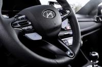 Hyundai i30 N ist der Star in Social Media-Spots "Grinsen garantiert!"