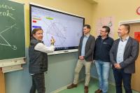 Glasfasertechnologie der WEMACOM Breitband GmbH revolutioniert Unterricht