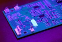 Das neue Dymax Multi-Cure® 9037-F Verkapselungsmaterial für die Leiterplattenmontage