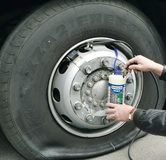 WABCO präsentiert Tire Premium Seal – das innovative latexfreie Reifenreparaturset für Nutzfahrzeuge