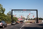 Sharp präsentiert AQUOS Gate in Berlin Tegel