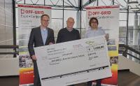 Messe Augsburg und Phaesun GmbH übergeben Erlöse des Off-Grid Sales an ARCHEMED