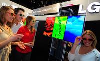 Fesselndes CINEMA 3D-Erlebnis - Neue großformatige CINEMA 3D Smart-TVs von LG