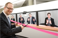 T-Systems startet bundesweites Netz mit acht Videokonferenz-Anlagen - Reisekosten um zehn Prozent senken - Umwelt schonen